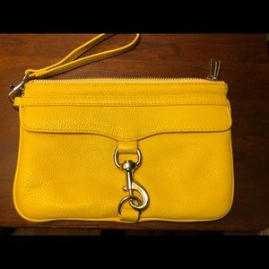 Rebecca Minkoff Wristlet🌺🌼